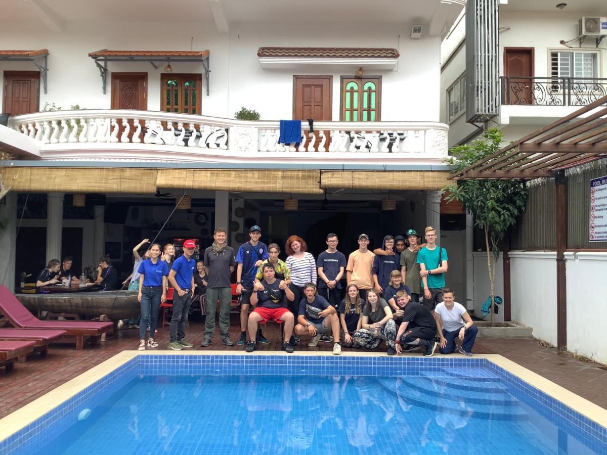 Poolside Villa Phnom Pen Exterior foto